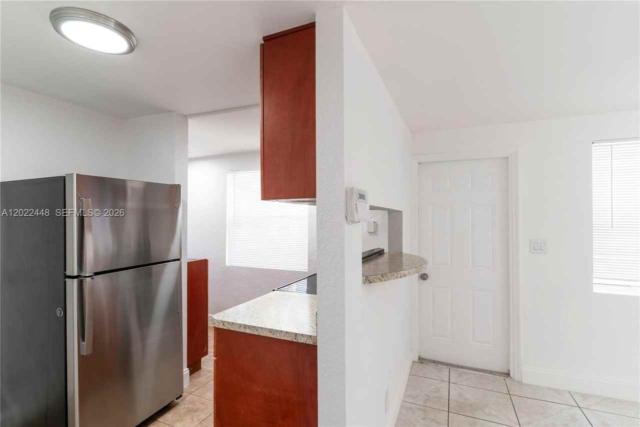 5820 Grant St #BACK - Photo 5 of 12