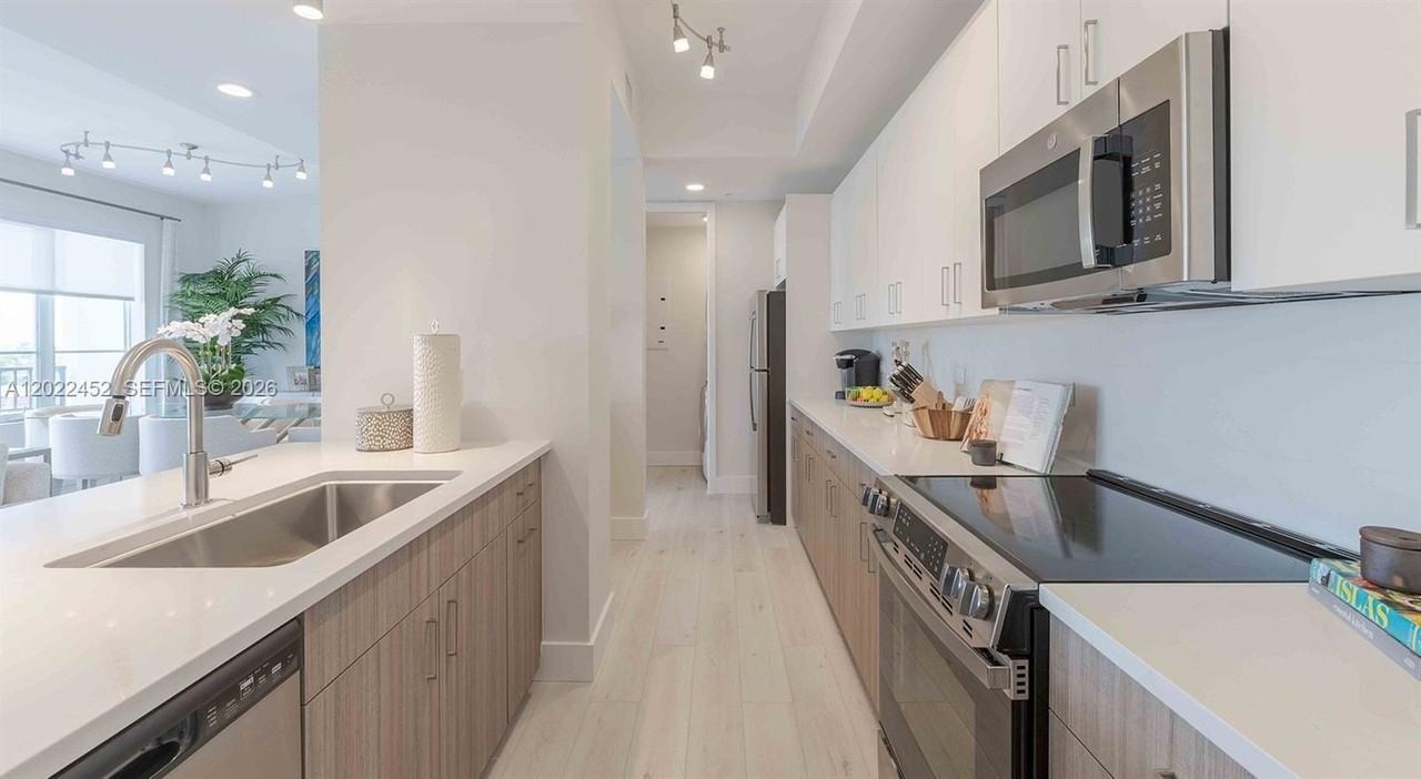 151 Ne 5th Ave - Photo 2 of 15