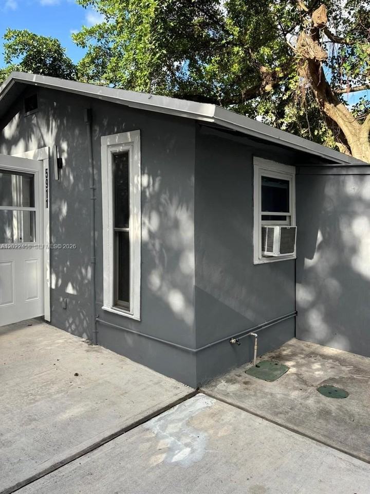 5911 Nw 5th Ct #5911 - Photo 4 of 17