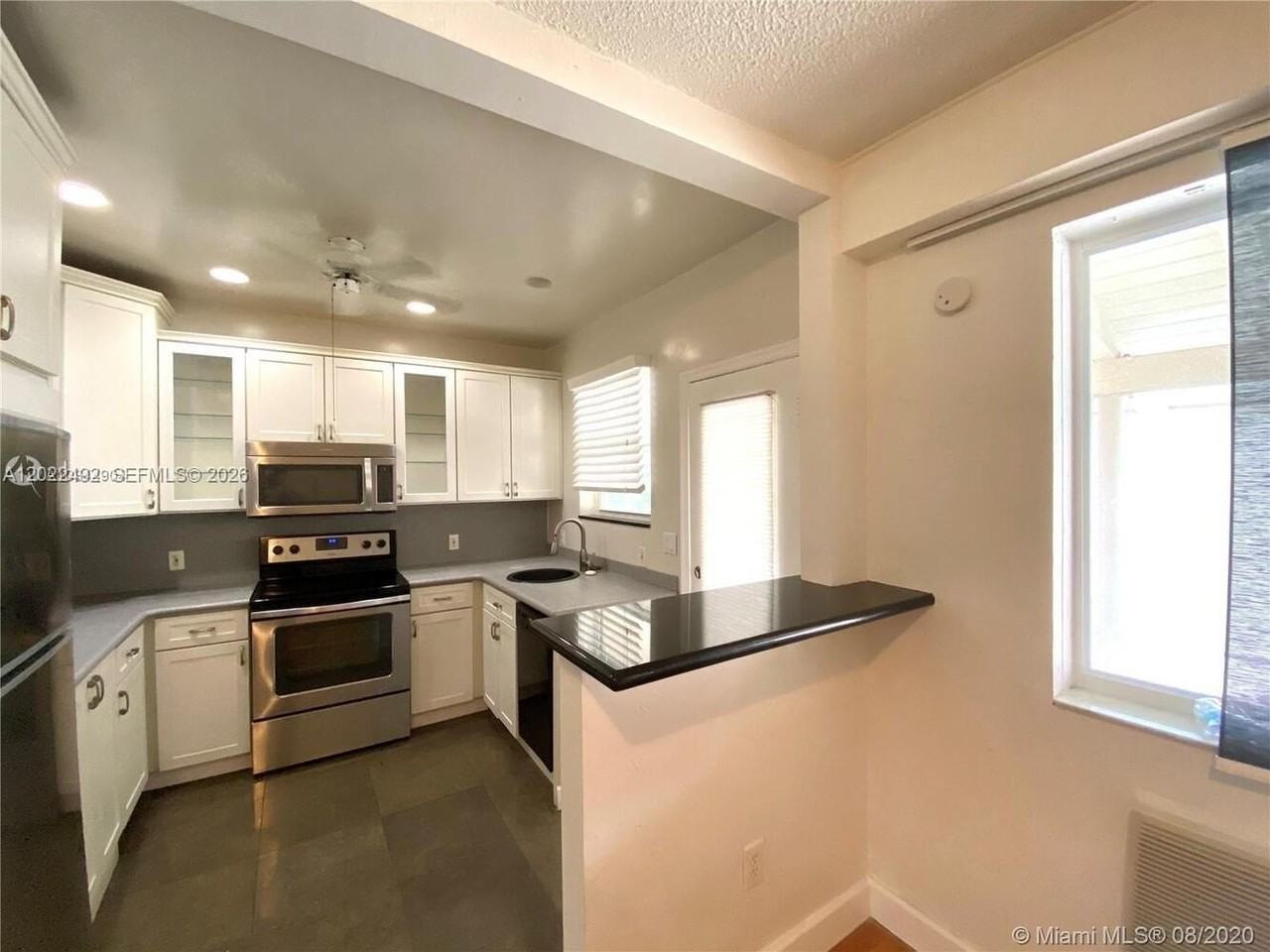 30 Park Dr #16 - Photo 5 of 7