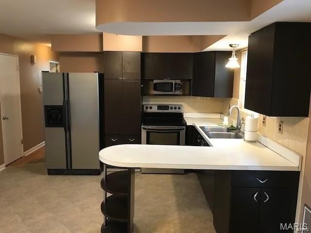 855 Patio Ct - Photo 3 of 19