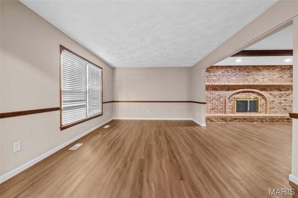 101 Jennifer Ct - Photo 3 of 37