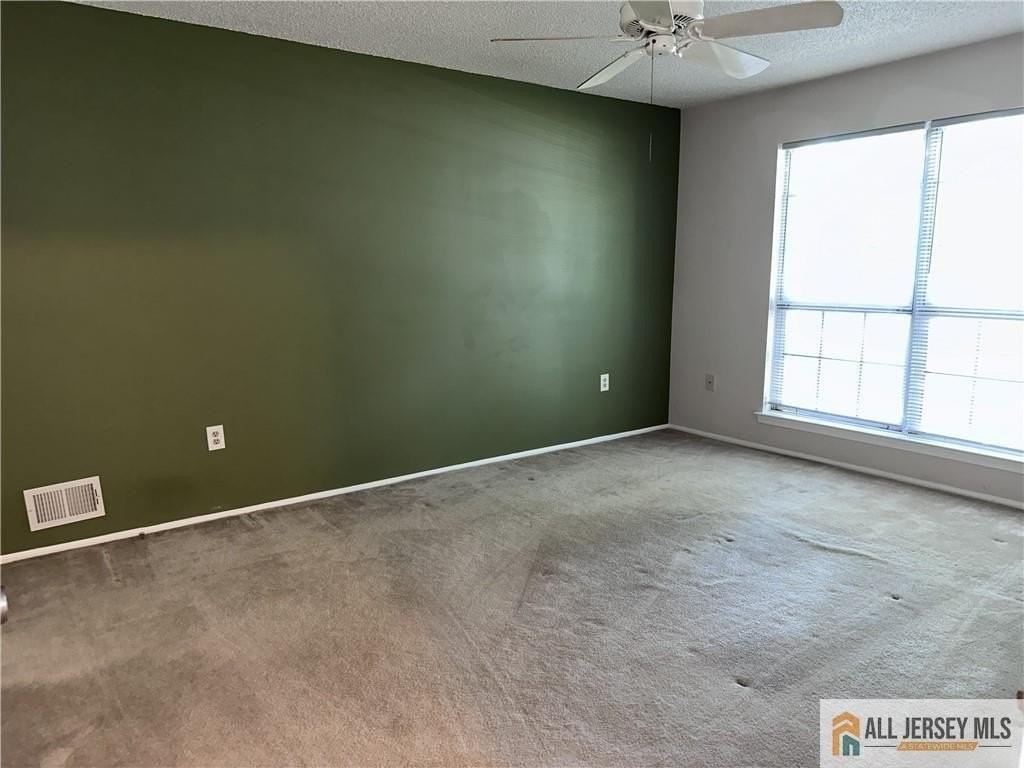 171 Lindsey Ct #2915 - Photo 3 of 10