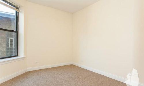2834 N Albany Ave #2834G - Photo 6 of 8