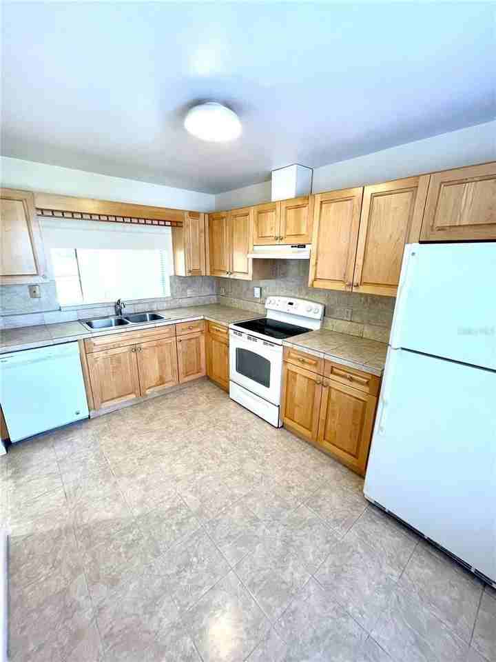2130 Jo An Dr - Photo 5 of 16