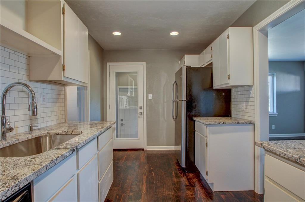 2646 Nw 34th St #1 - Photo 4 of 19