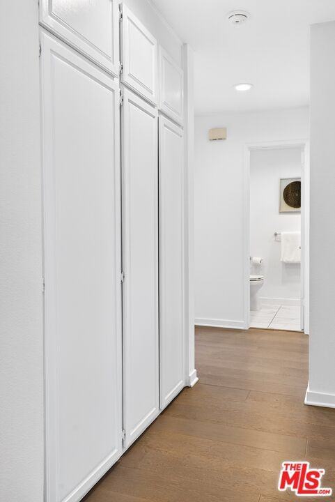 848 Lincoln Blvd - Photo 2 of 8