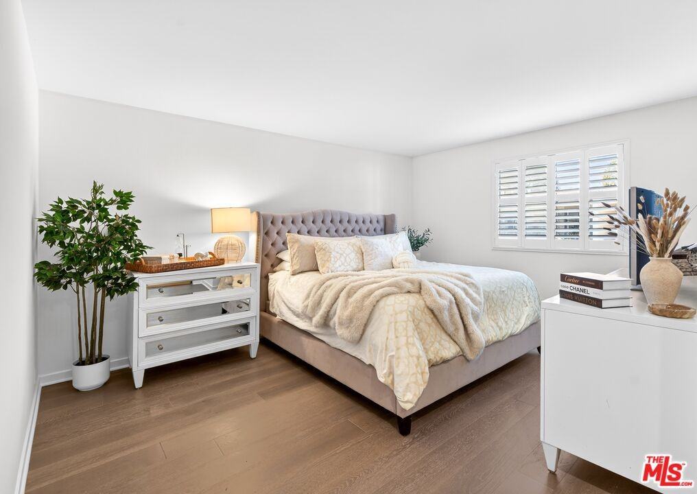 848 Lincoln Blvd - Photo 7 of 8