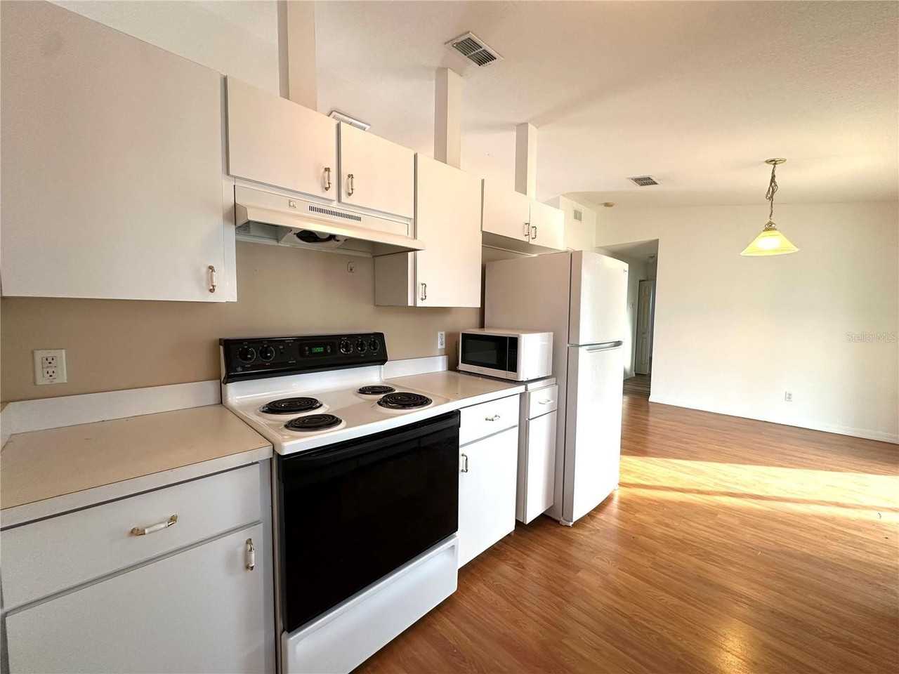 10312 Sw 61st Terrace Rd - Photo 6 of 18