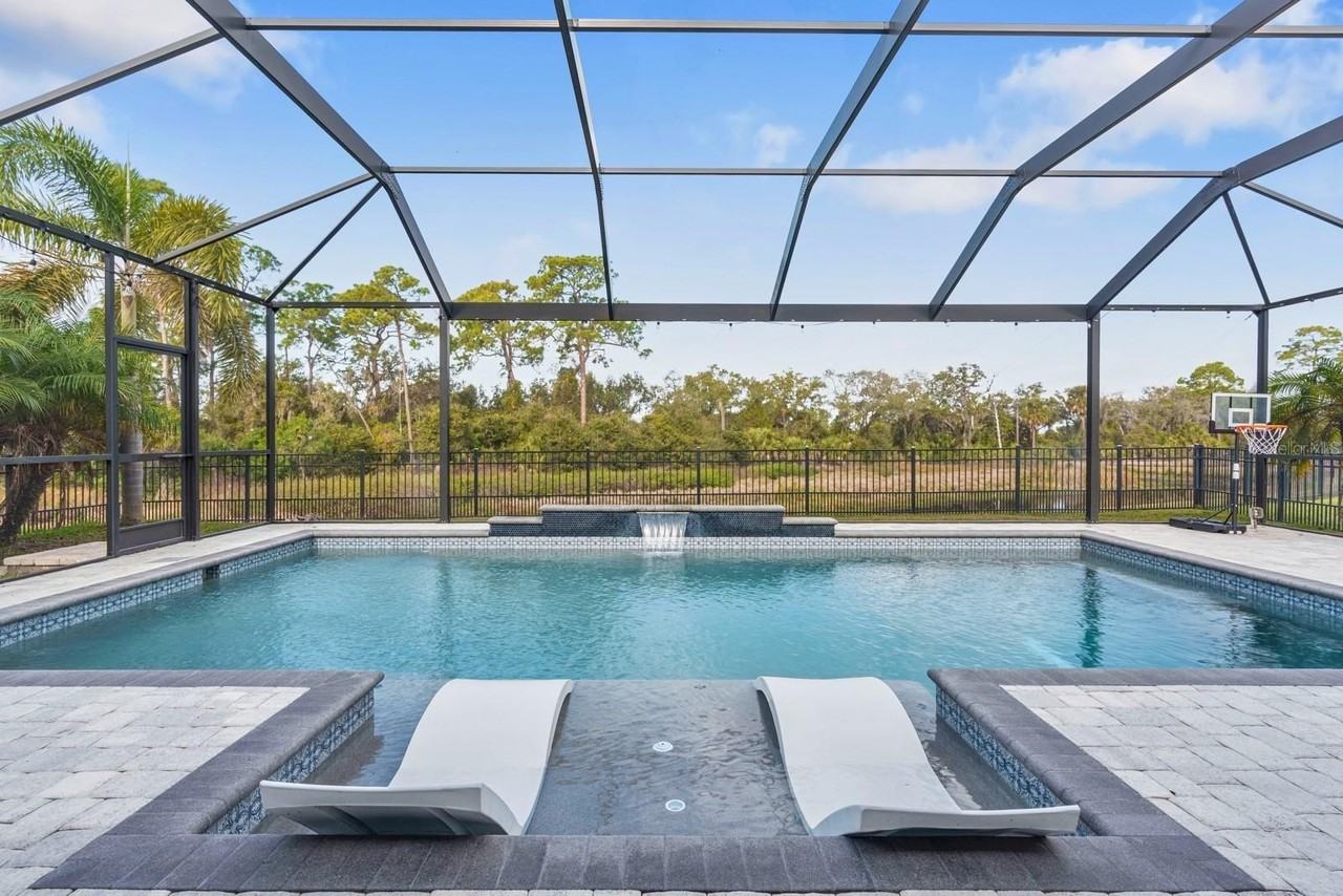 6504 Maiden Sea Dr - Photo 2 of 47