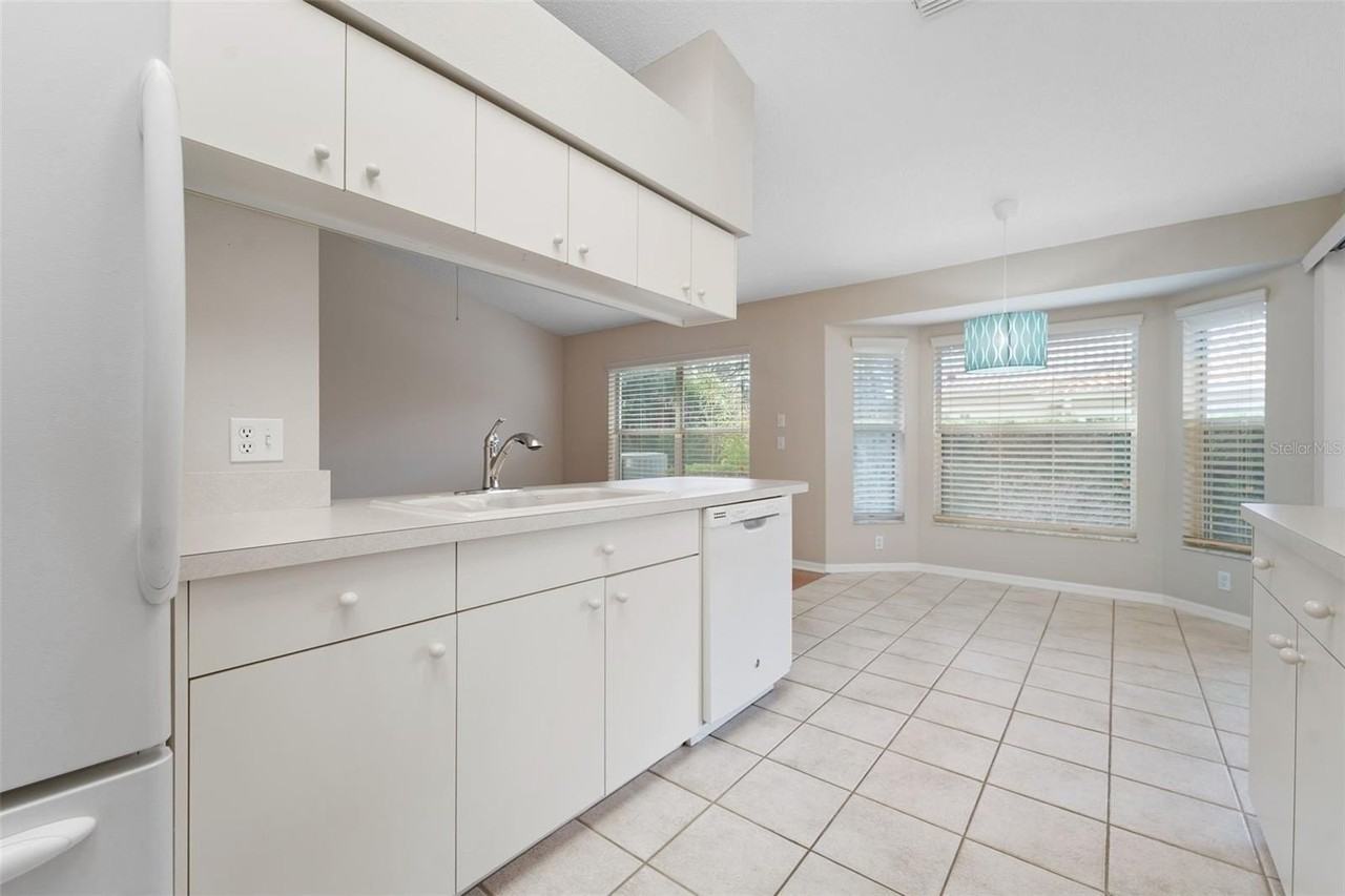 1031 Almondwood Dr - Photo 5 of 37