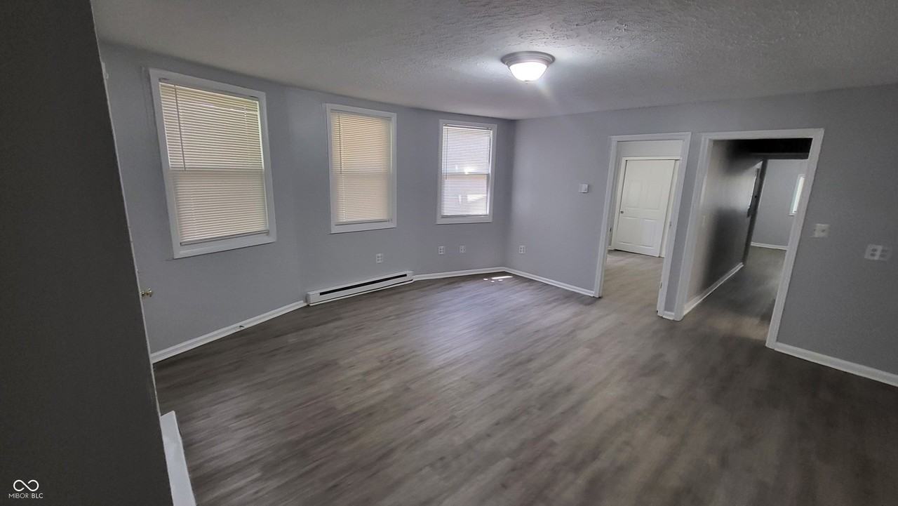 86 N Holmes Ave Unit A - Photo 6 of 17