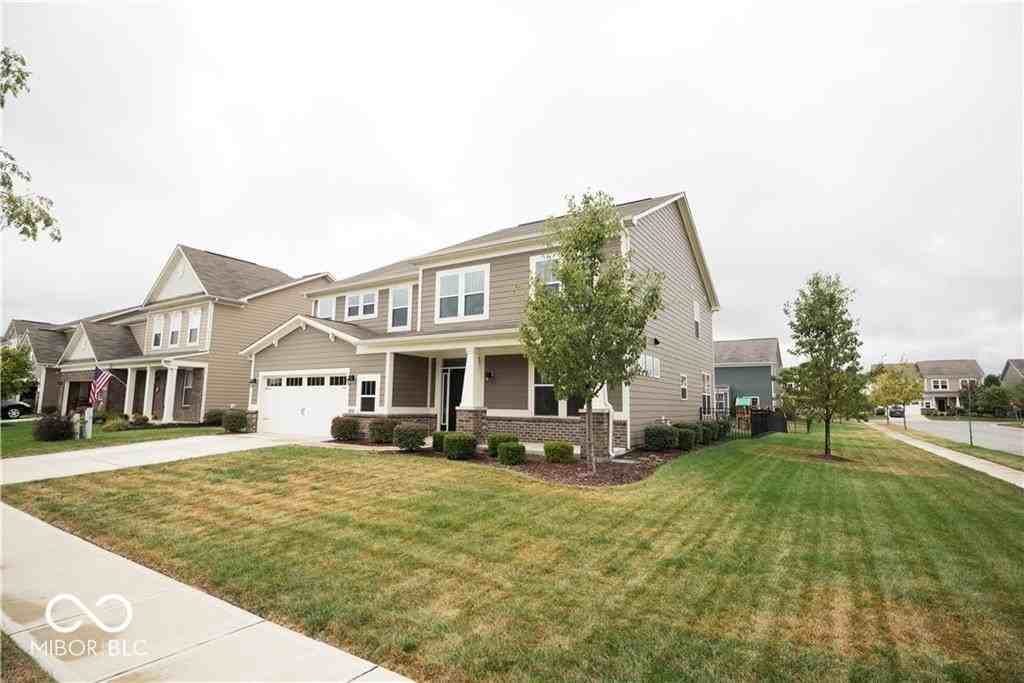 15665 Eastpark Dr - Photo 2 of 50