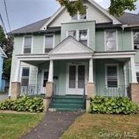 featured image of 111 Vineyard Ave Apt B #111B