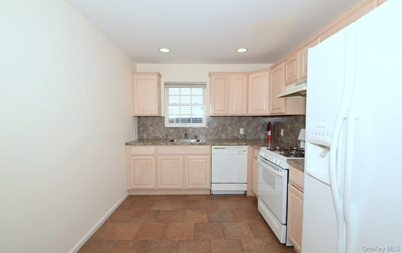 74 Firwood Rd #A - Photo 5 of 13