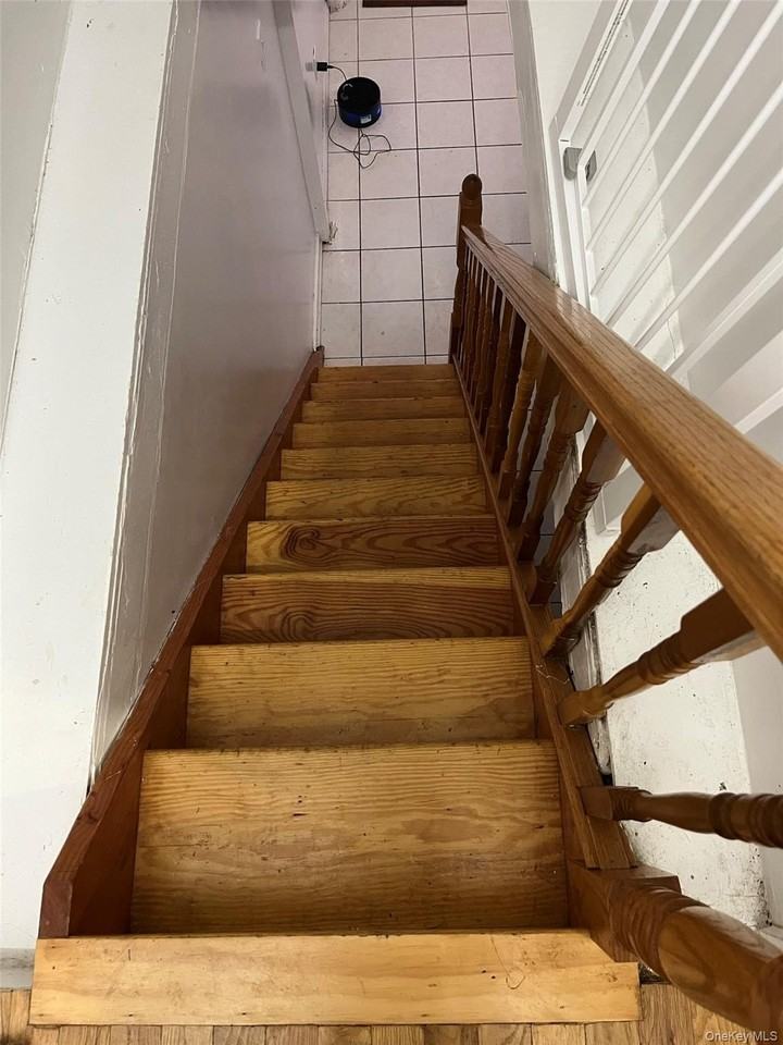 12312 9th Ave #1FLBS - Photo 2 of 11