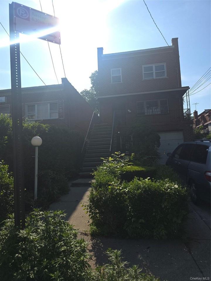 3766 Bronxwood Ave #GL - Photo 2 of 9