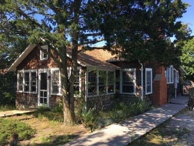 97 Bungalow Walk