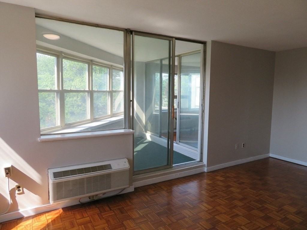 101 Mulberry St #519 - Photo 7 of 17