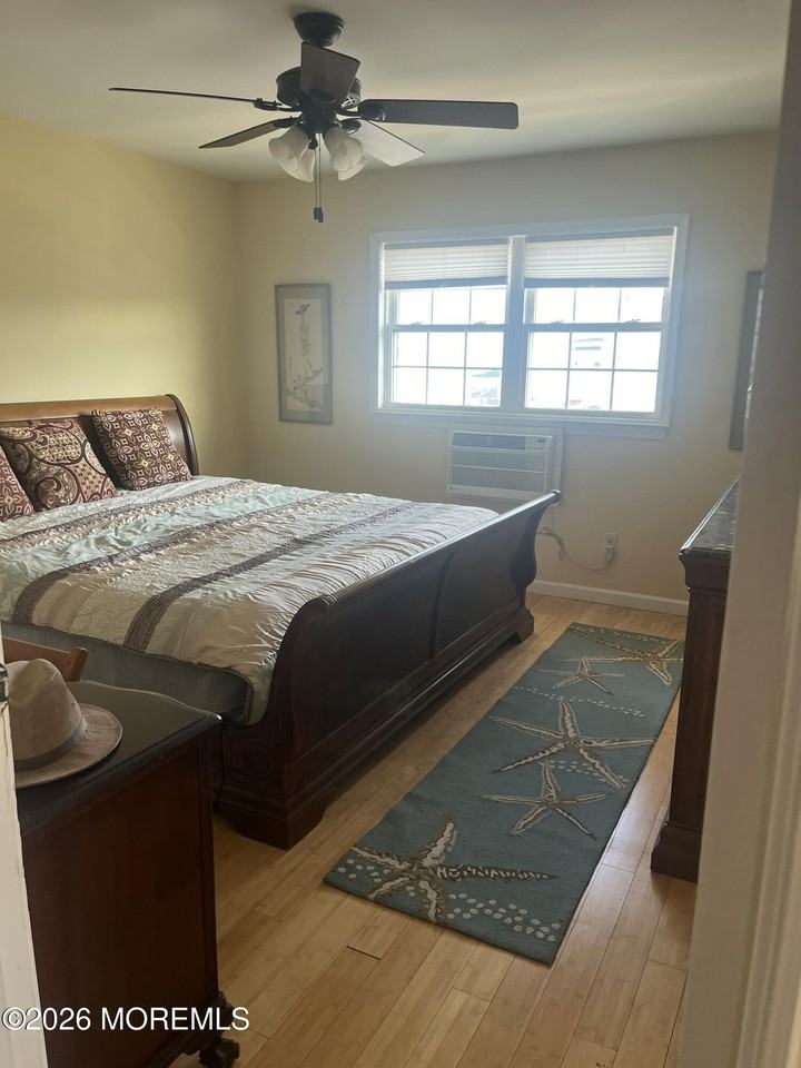 709 Ocean Ave #33 - Photo 5 of 12