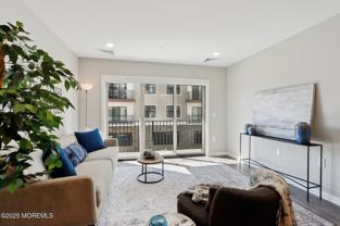 258 Morris Ave #409A - Photo 1 of 1