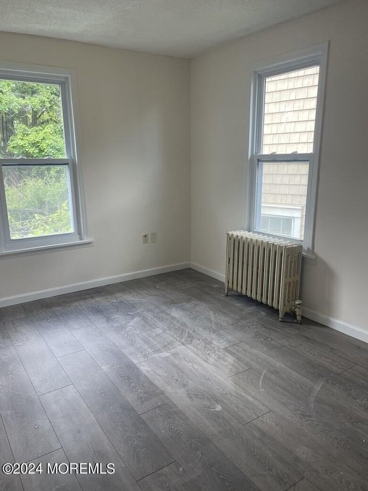 103 Pavilion Ave #2 - Photo 3 of 6