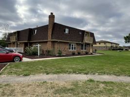 featured image of 235 Woodrow Ave #1C