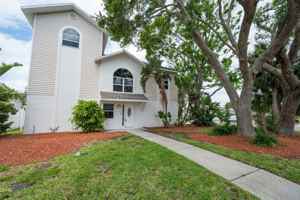 featured image of 1612 1st St
