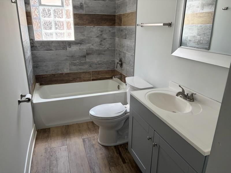 9410 S Laflin St #3 - Photo 6 of 7