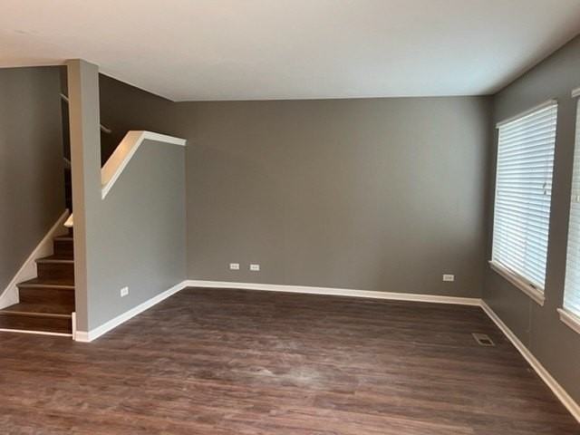 616 Lincoln Station Dr - Photo 3 of 16