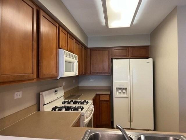616 Lincoln Station Dr - Photo 5 of 16