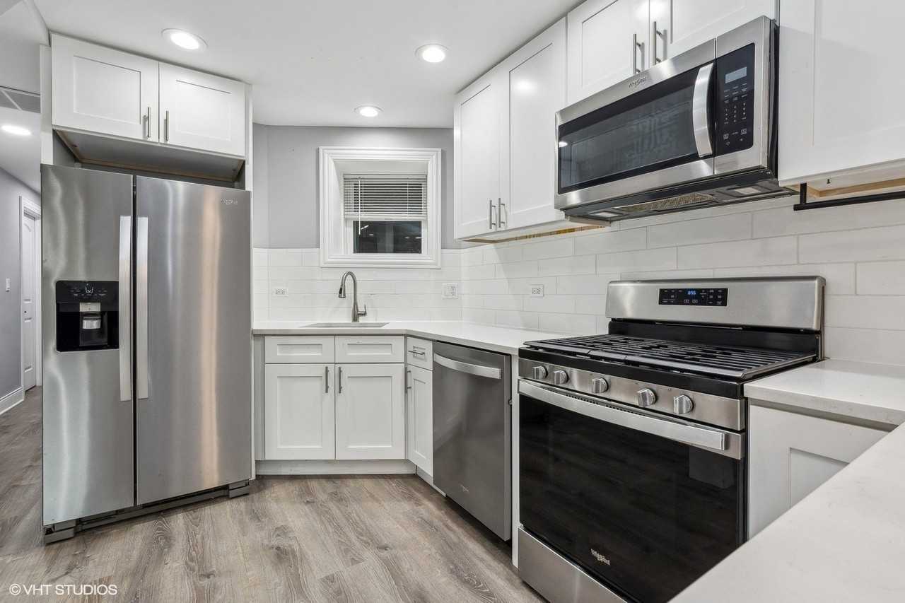 1947 N Humboldt Blvd #G - Photo 3 of 11