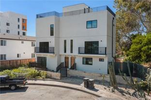 2517 Alsace Ave #1-2 - Photo 1 of 1