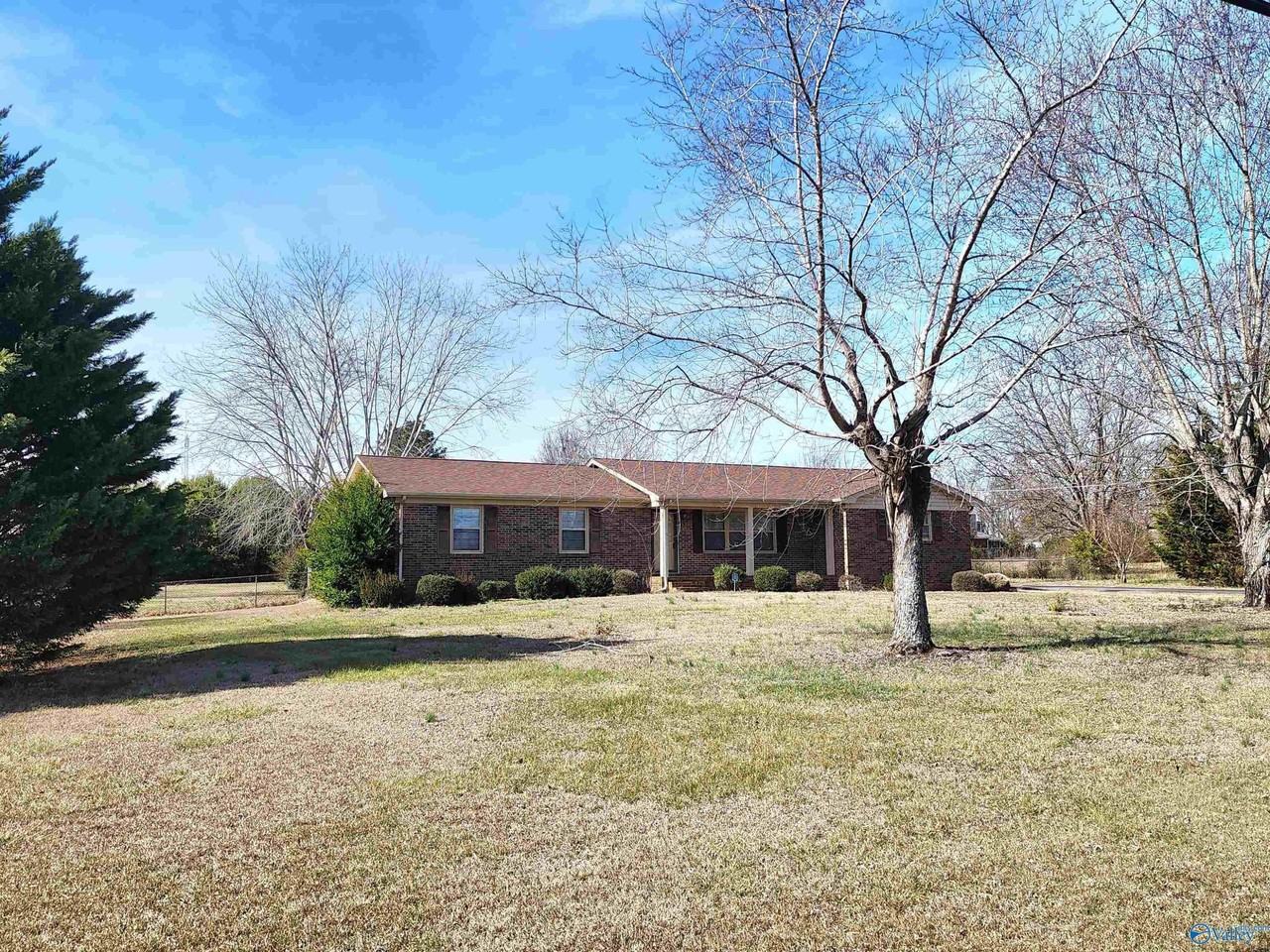 6107 Trailwood Dr - Photo 2 of 35