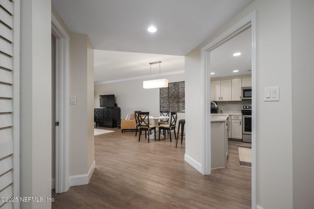 3106 Harbor Dr #3106 - Photo 4 of 33