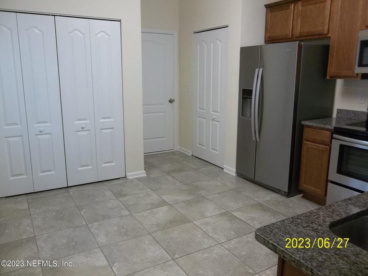 618 Servia Dr - Photo 4 of 15
