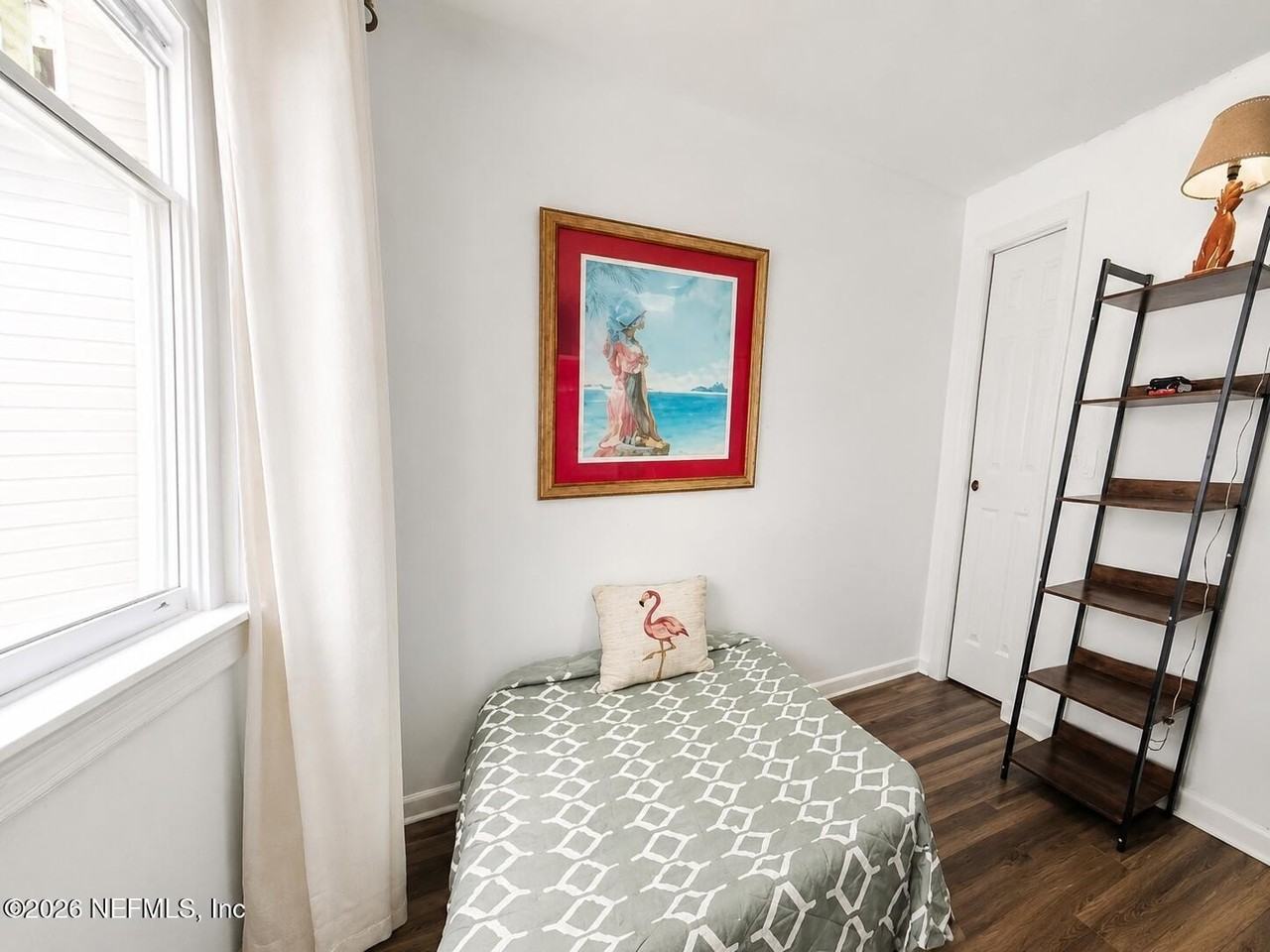 70 Robert St - Photo 7 of 9
