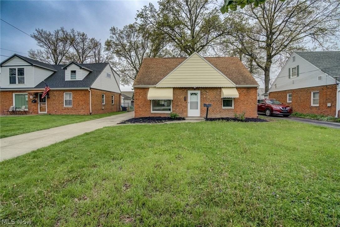 4706 W 158th St - Photo 3 of 32