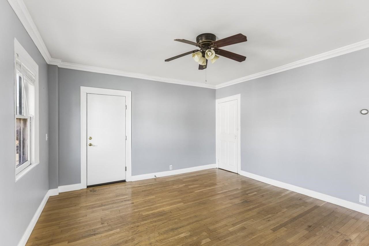 110 Court St #4 - Photo 2 of 24