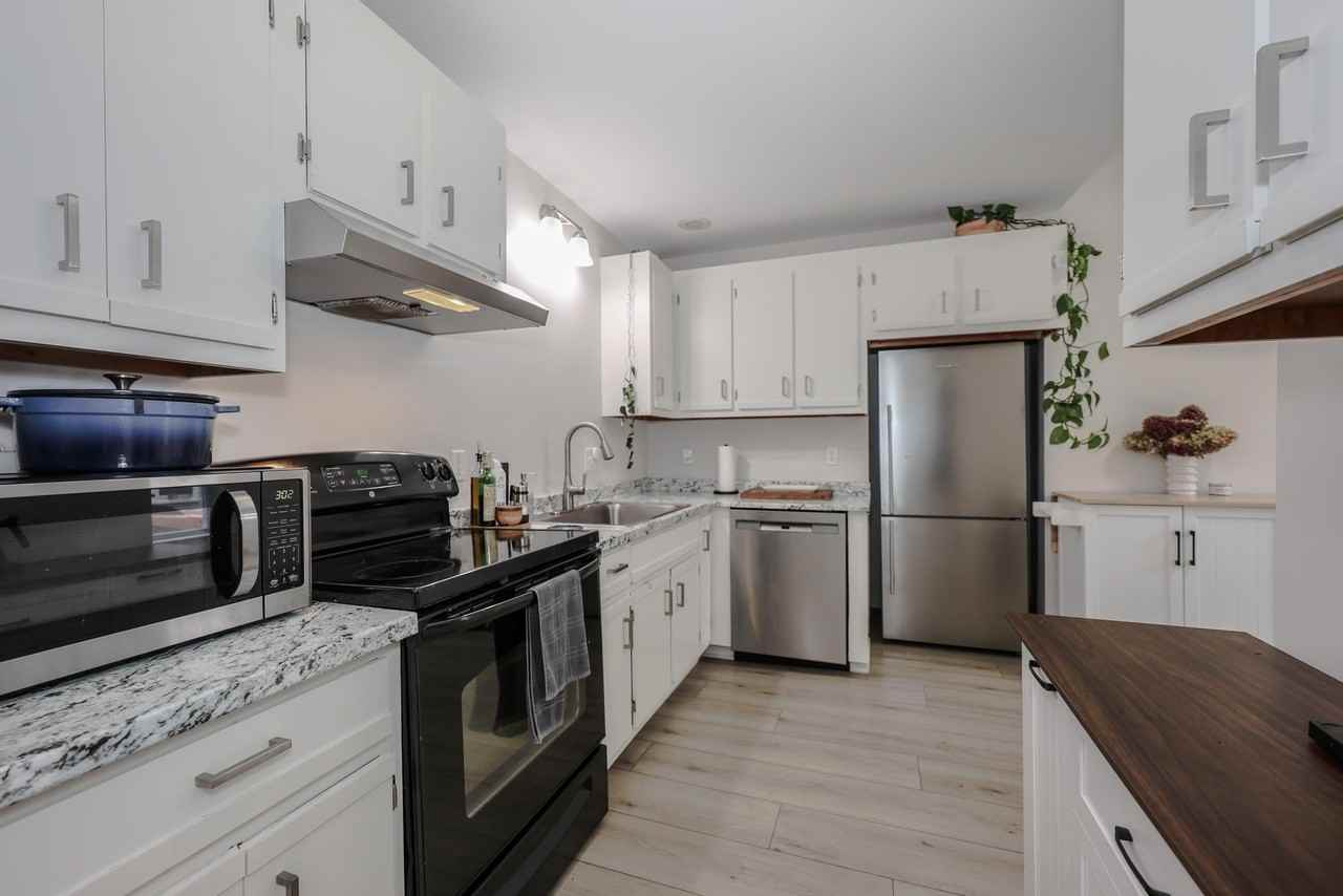 749 Central Ave - Photo 5 of 30