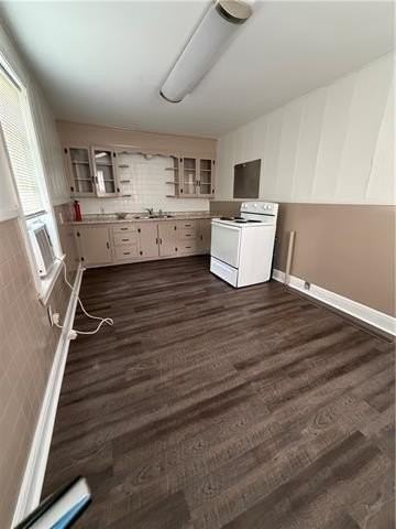 530 1/2 Avenue D - Photo 4 of 8