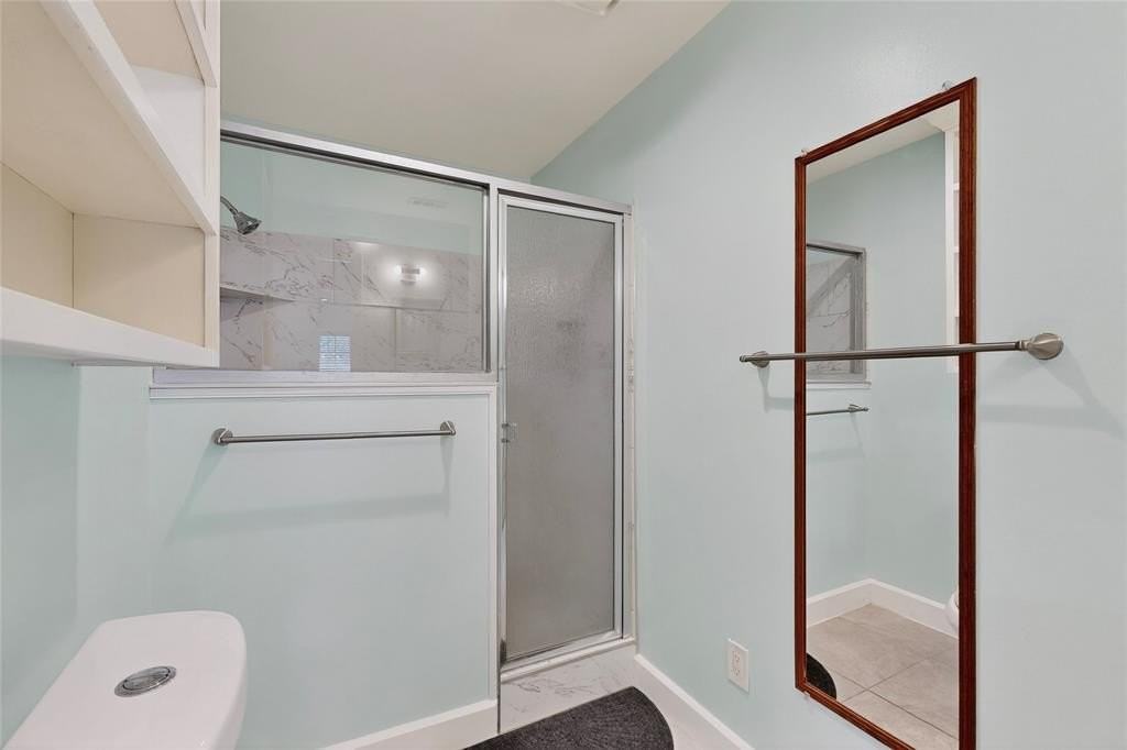 409 Dewitt St - Photo 7 of 15