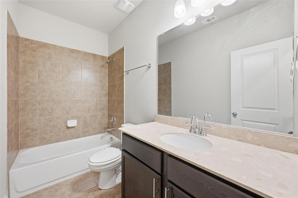 5460 Blue Quail Dr - Photo 5 of 31