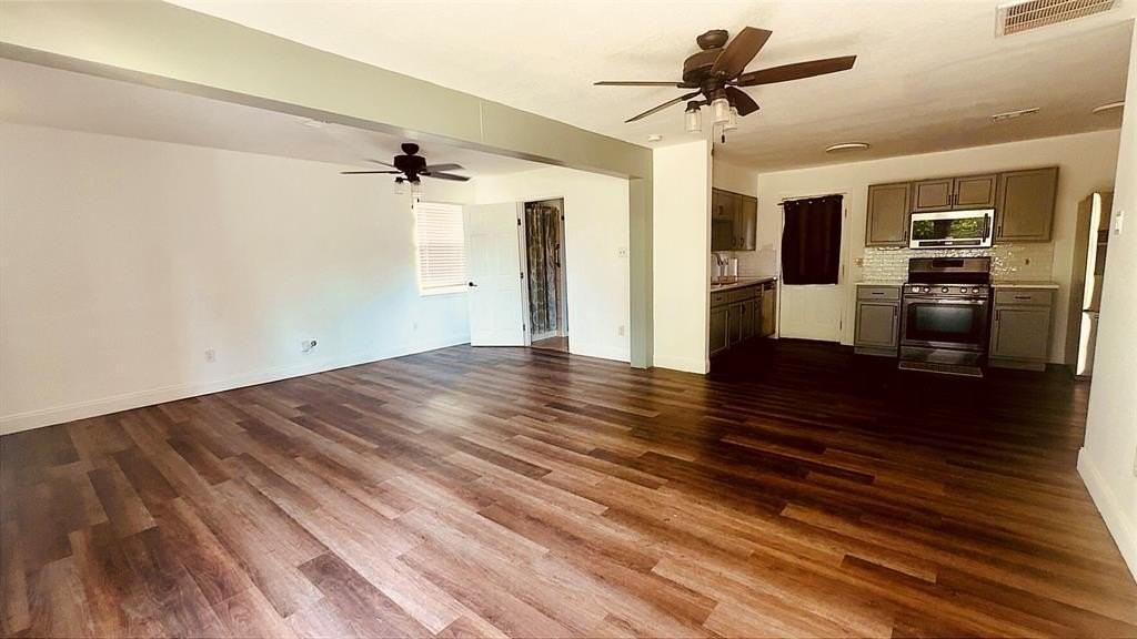1115 Casa Dr - Photo 3 of 14