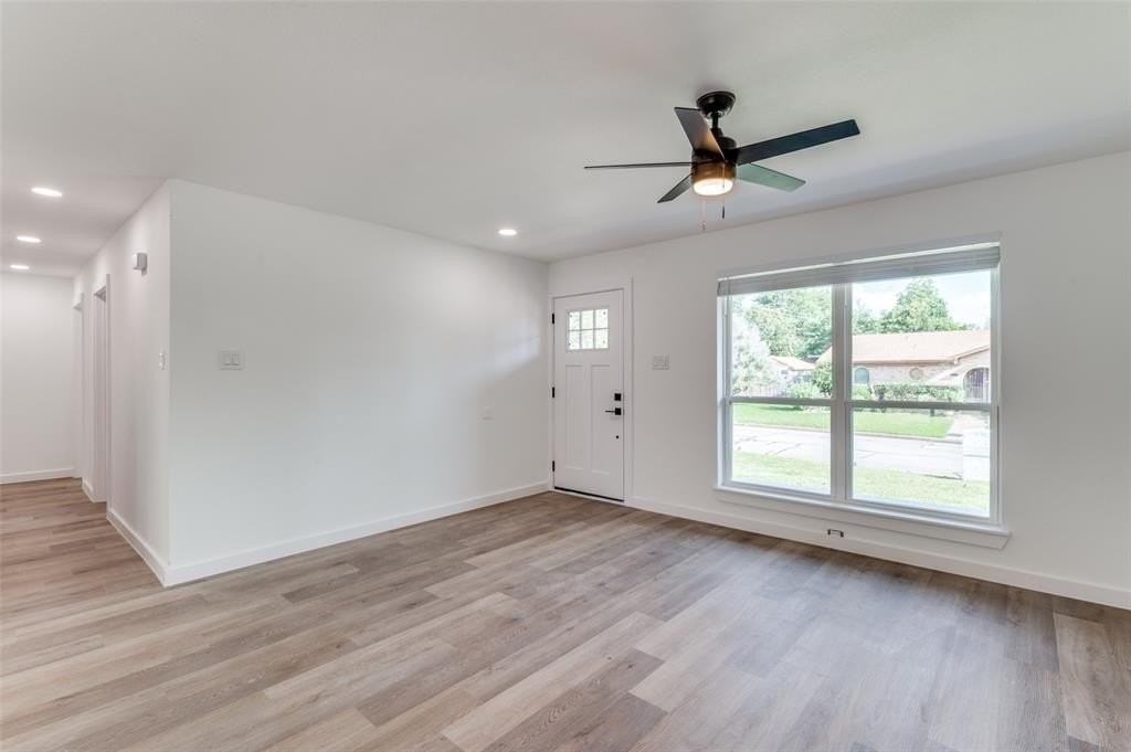 1101 Spring Brook Dr - Photo 3 of 17