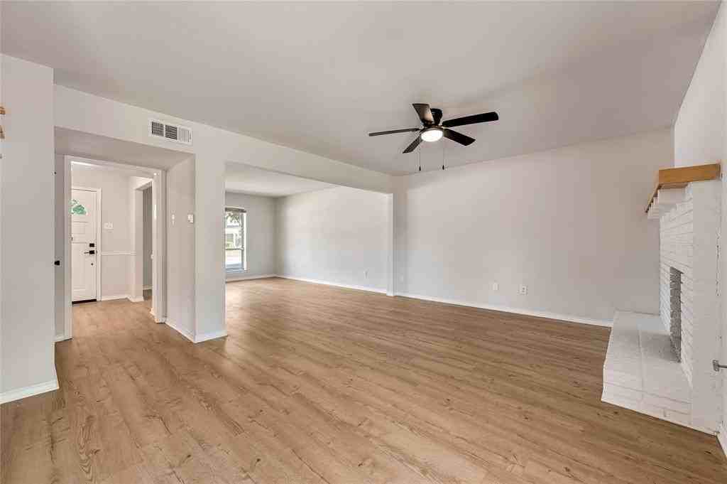 3154 Brincrest Dr - Photo 4 of 25