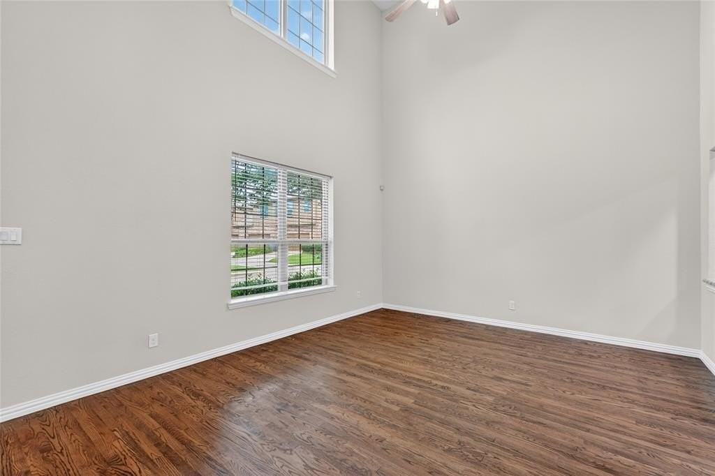 4221 Blackjack Oak Dr - Photo 3 of 24