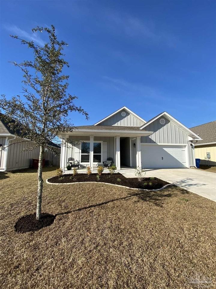5870 Danbury Blvd - Photo 3 of 27