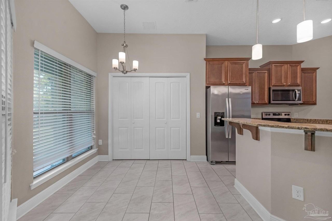 1799 Galvez Dr - Photo 5 of 27
