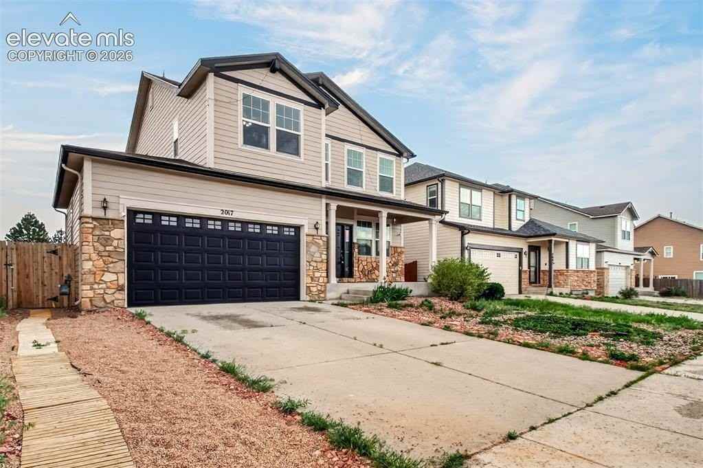 2017 Capital Dr - Photo 2 of 41